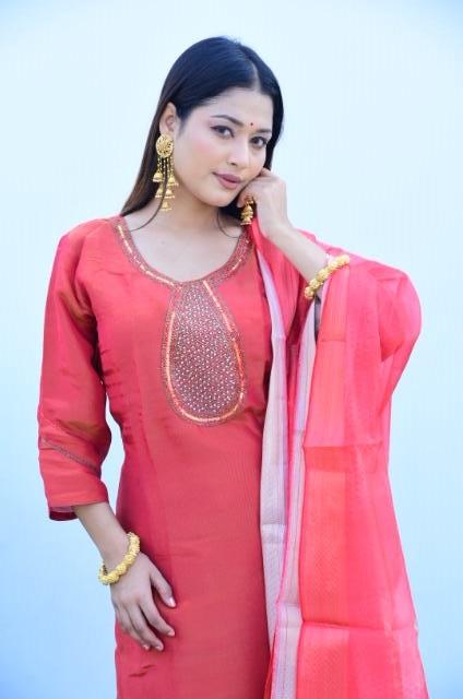 Tissue Readymade Suit